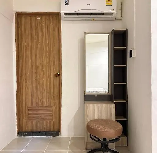 Chubby 5 Room 5